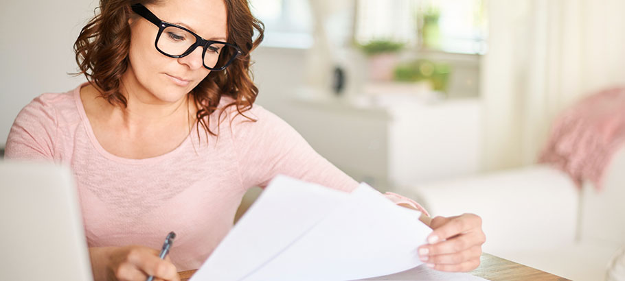 organizing your financial documents, keep or toss header image